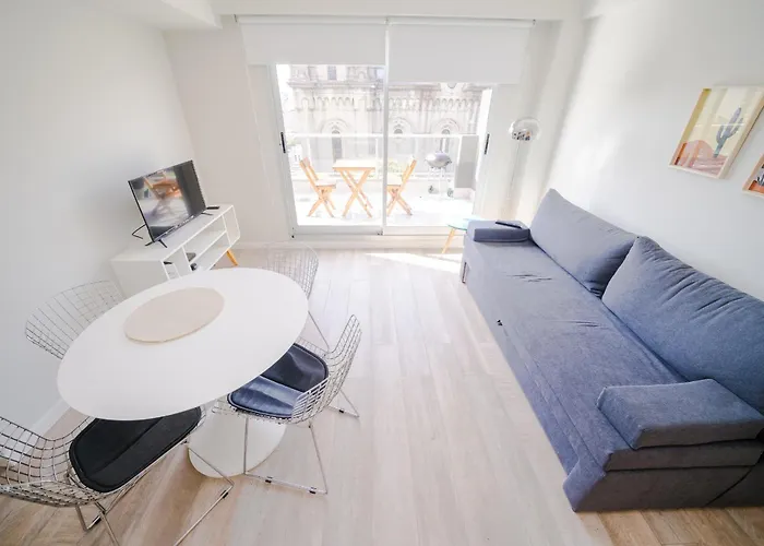 Elegante Y Moderno Departamento Con Terraza